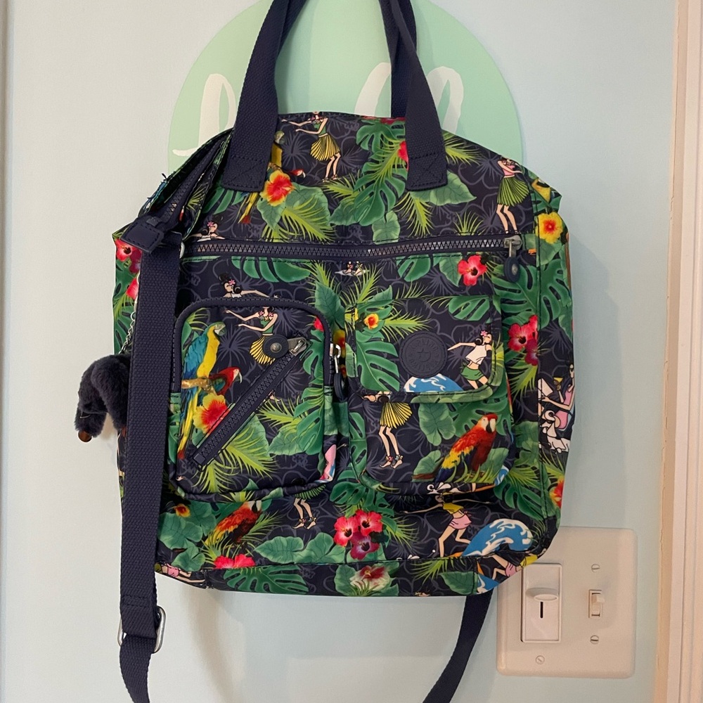 Kipling Multicolor Tropical Print.